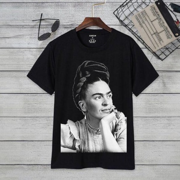 Frida the Feminist Icon, Frida's Flower Crown T-shirt, Frida Kahlo Tee, Frida's Colorful Spirit Tee, Artista Frida T-shirt,  Empowerment Tee