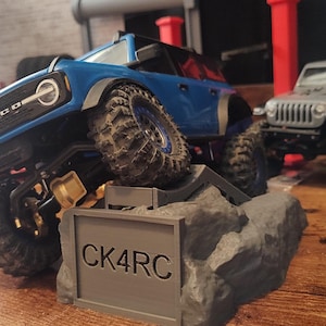 Customizable RC crawler RTI ramp