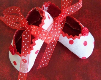 Oh Baby - Shoes, in Rosy Red Polka Dots with Red Chevron Soles - Newborn