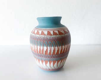 Blue and White Navajo Vase | Etched Native American Pottery | Handmade Ceramics