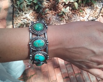 Vintage Native Navajo Turquoise Cuff