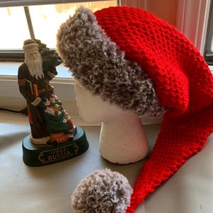 Bonnet De Père Noël Tricoté Avec Pompon