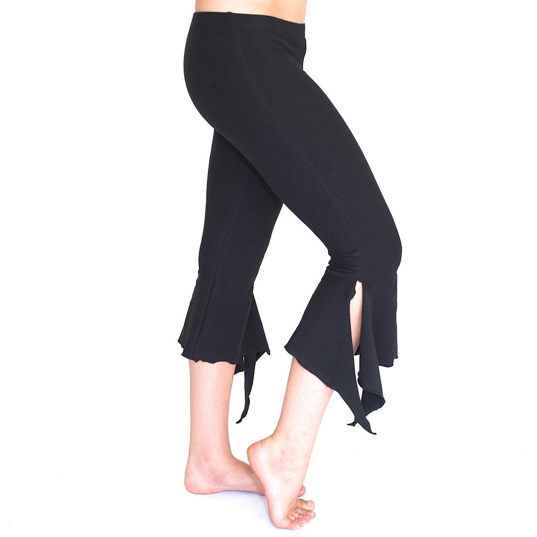 【MARGARIN FINGERS】25ss LACE CAPRI PANTS WCMZJ Womens Capri Leggings Floral Lace Trim Stitching