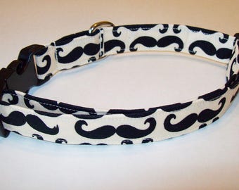 Awesome ! Dog Collar / Adjustable / Fun / Mustache