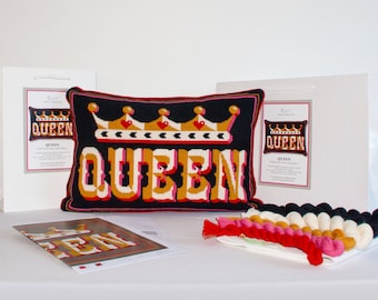 Queen Cross stitch kit - small