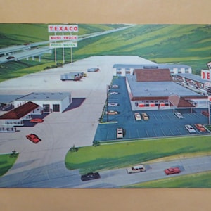 Illinois: Deck Plaza I-80 Best Western Motel Lodge TEXACO Gas and Oil Advertising Vintage Postcard / Travel Souvenir Advertising Postcard