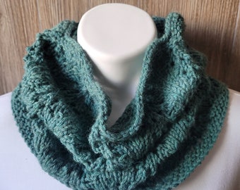 Green Cowl, Green Scarf, Knitted Cowl, Knitted Scarf, Knit Cowl, Knit Scarf, Hand Knitted Cowl, Hand Knitted Scarf, Feather and Fan,Handknit