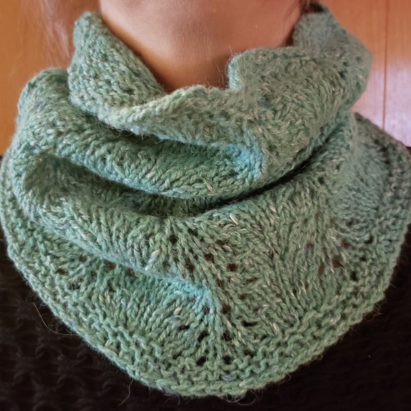 Knitted Cowl Scarf, Neck Cowl Scarf,  Hand Knitted Neck Warmer, Green Cowl, Kelly Green Cowl, Green Tweed, Feather and Fan