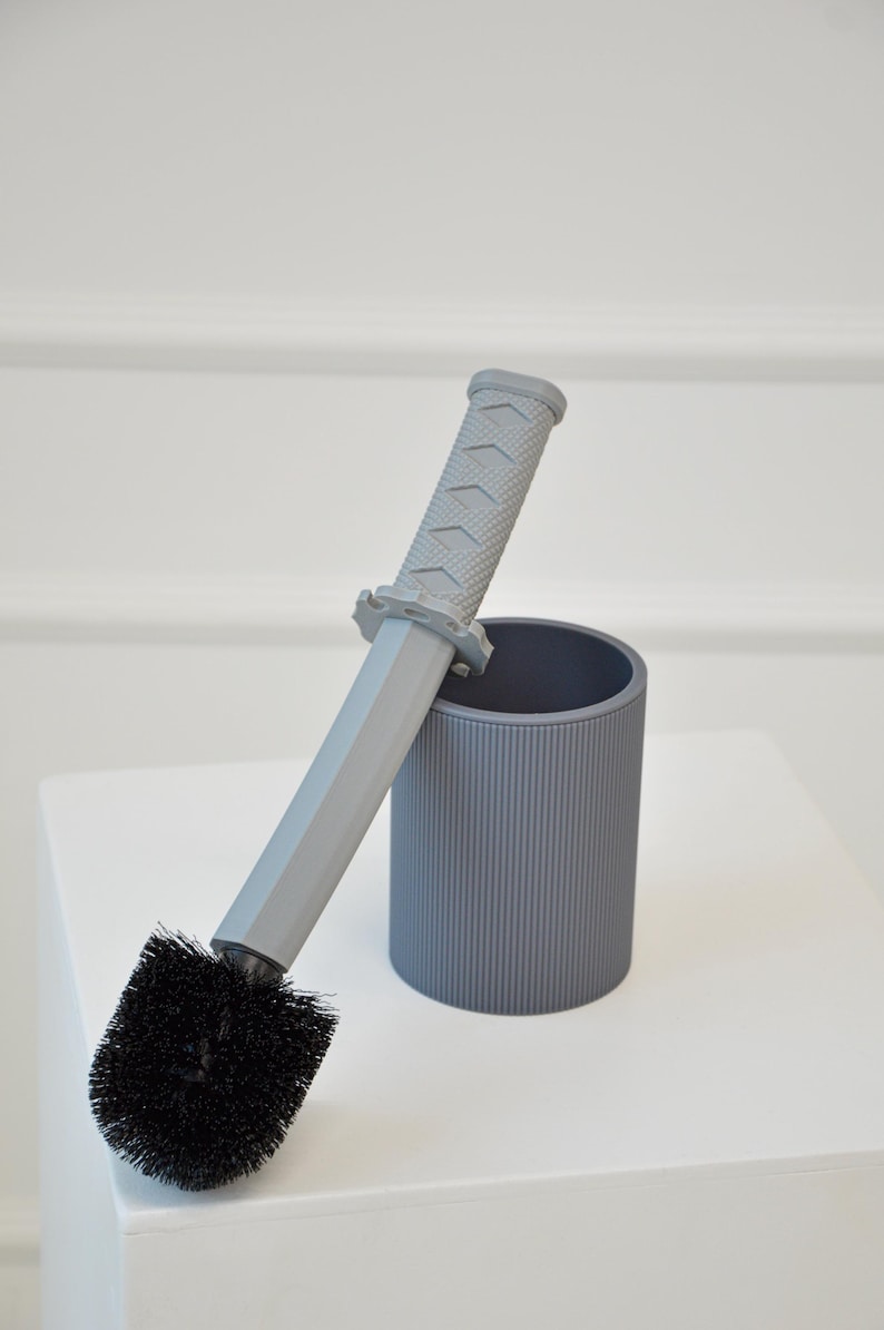 FrydyWorks Katana Toilet Brush - Thumbnail 2
