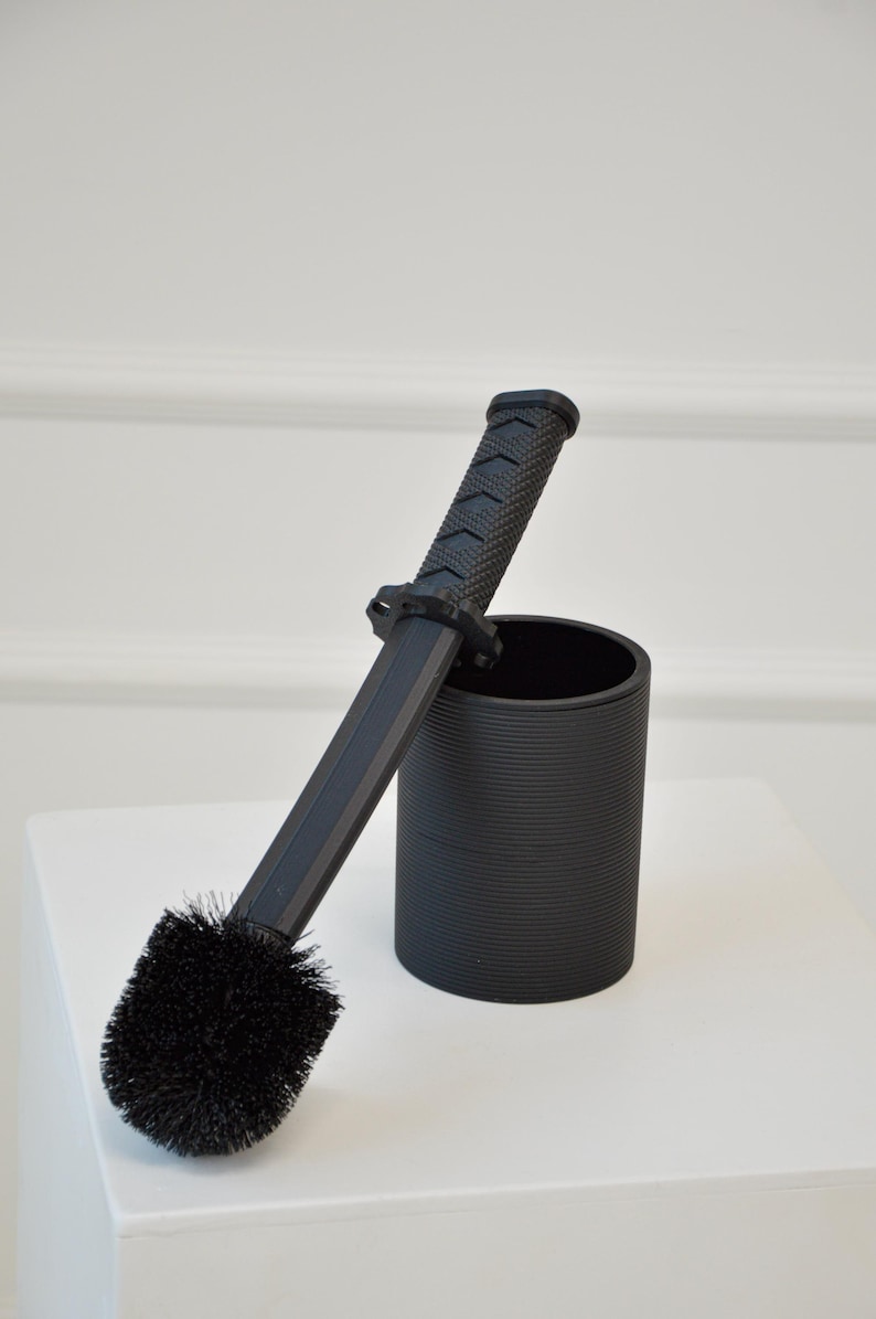 FrydyWorks Katana Toilet Brush - Thumbnail 3