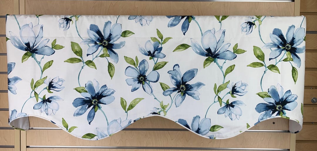 brielle scallop back zip