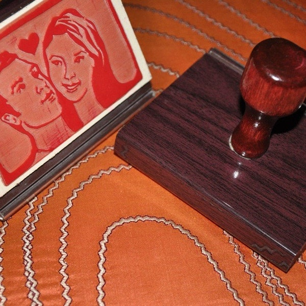 The CUSTOM COUPLE rubber stamp (3''x4'')