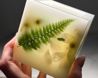 Handmade Botanical Cube Candle – Real Plants, Soy Wax, Unique Home Decor