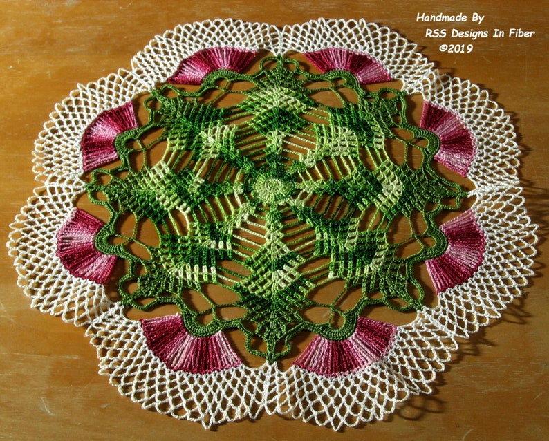 Red Flowers N Green Leaves Crochet Art Table Topper  Red and image 0