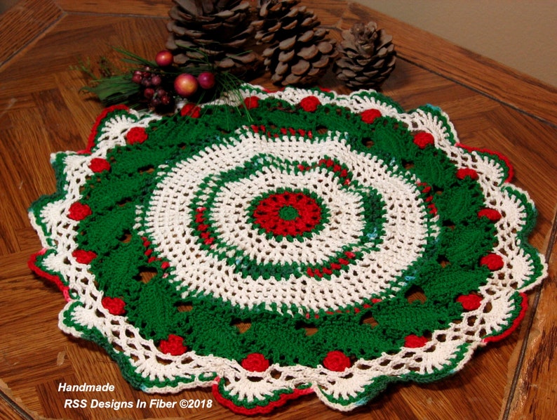 Holly Leaves and Berries Crochet Table Topper  Winter Holly image 0