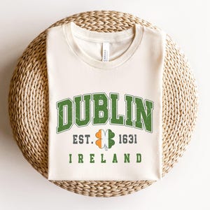 Retro Ireland T-Shirt, Shamrock Sweatshirt, Dublin Shirt, Cute St Patricks Day Sweatshirt, Lucky Sweatshirt, Irish Shirt, Four Leaf Clover