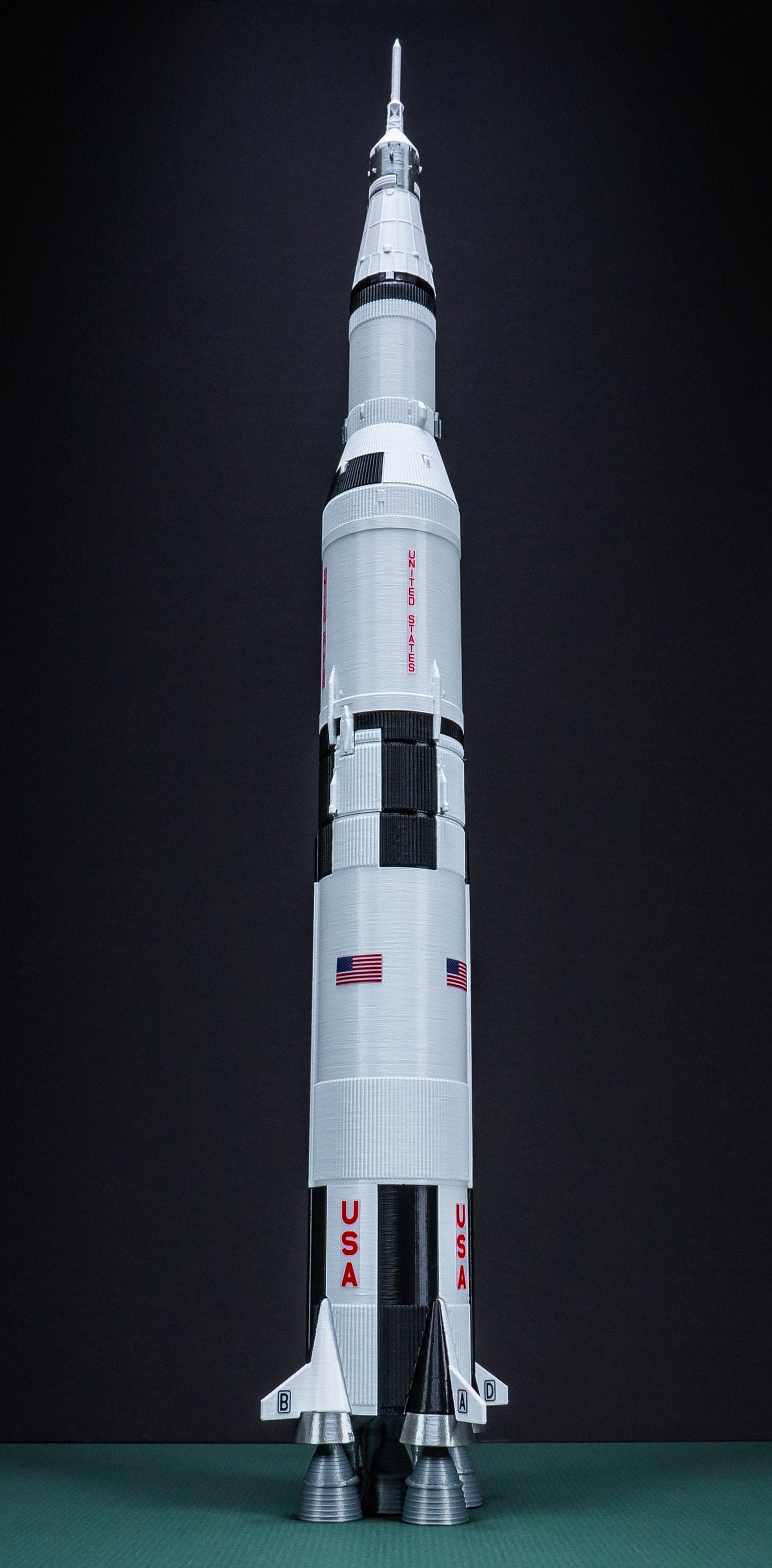 サターンVアポロ | NASA月面着陸ミッション | 高さ21インチの模型