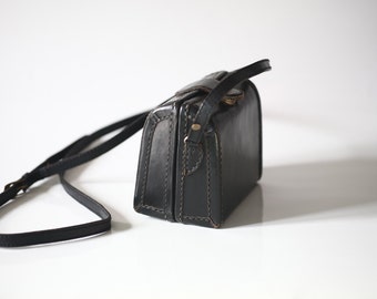 Purse Vintage 1970 Leather Fantastic Design