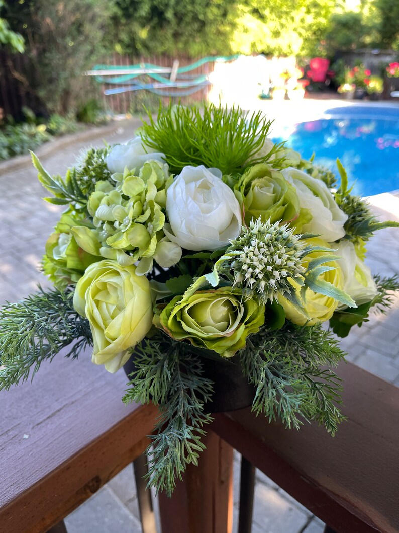 Green & White Floral Arrangement Camellia Bouquet in Black Vase Etsy — free download
