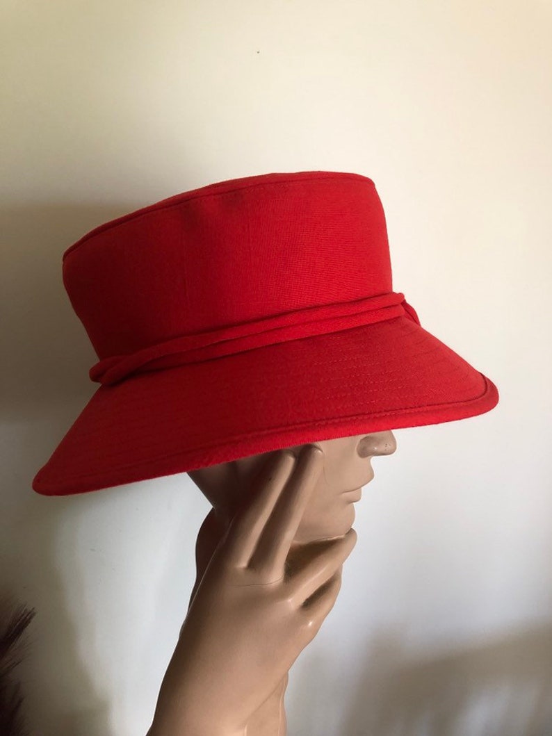 Country hat in red