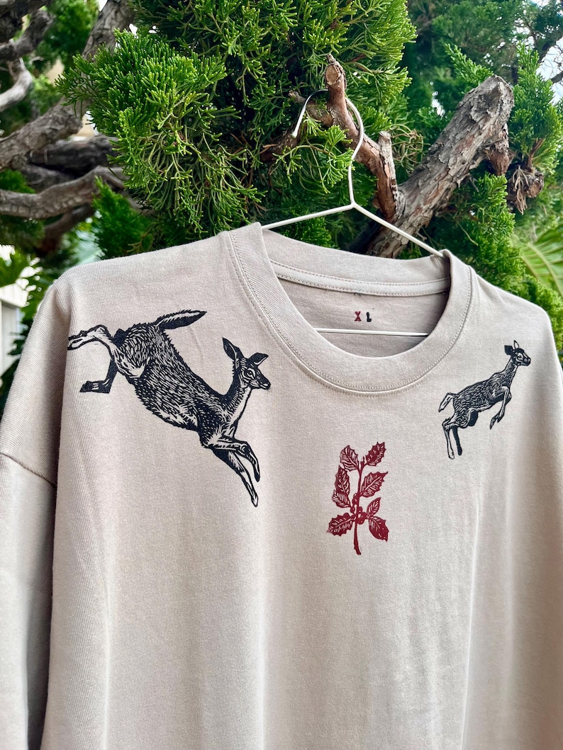 Hand-printed Winter Fawn Deer Cotton Tee: Warm Grey Linocut Shirt - Etsy