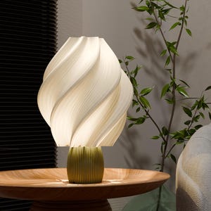 Candeeiro de mesa TWIST - Candeeiro impresso em 3D feito de plástico reciclado, luz LED E27