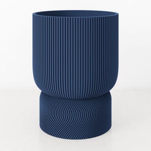 Swirl Flower Pot – 3D-printad ribbad kruka, återvunnen PLA-dekor