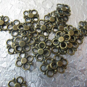 Brass Plated Flower Connector Link ( 24 ) Cute Flower Link