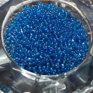 Seed Bead 11/0 Rainbow Turquoise Blue  about 1500 Beads