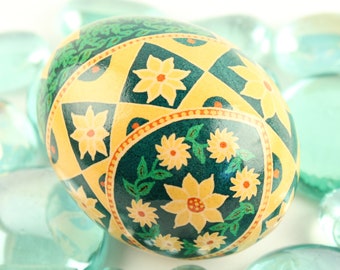 Dreaming of Summer Pysanka | Sunflower Pysanky Ukrainian Easter Egg | Batik Egg Art | Chicken Eggshell | Summer Gift | Ready to Ship