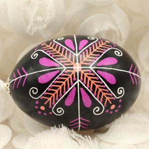 Handmade Batik Art Egg Ornament, Pink and Black Tree Ornament Gift, Pysanky Eggs
