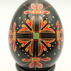 Black and Orange Chicken Egg Pysanka, Ukrainian Easter Egg, Batik Chicken Egg, Easter Decor image 6