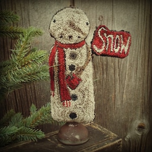 PN221 Kit Standing Snowman Valdani Threads Pattern Weavers Cloth Punch Needle