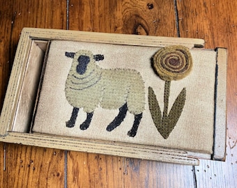 Kit Wool Applique Sheep Quillie Flower Box with Sliding Lid