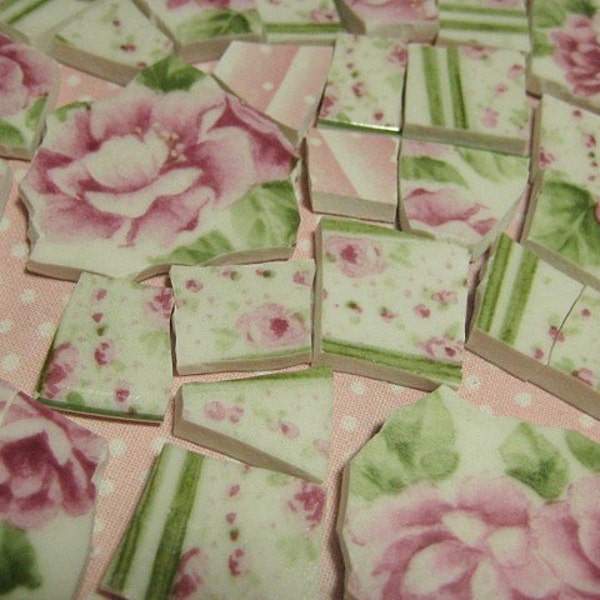SHaBBY CHiC and PINK RoSeS on CHiNA MoSAiC TiLES
