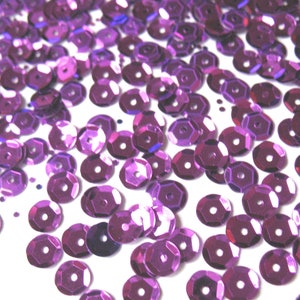 Violet Medium - Craft Medley 6mm Metallic Cup Sequins