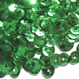 Kelly Green - Crafter&#39;s Square 6mm Metallic Cup Sequins