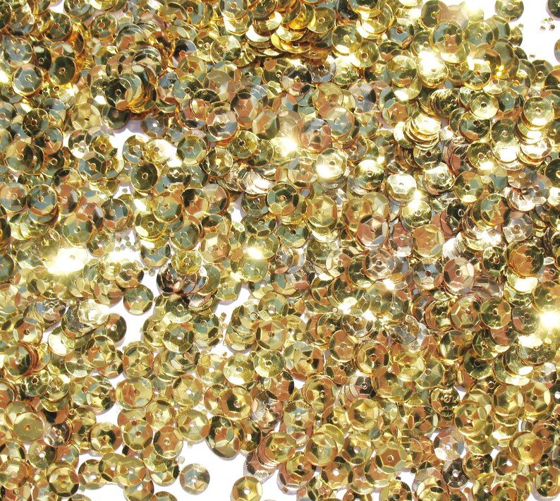 Gold Medium Crafter's Square 6mm Metallic Cup Sequins image 4