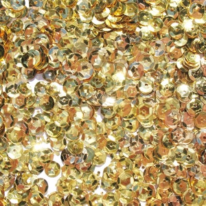 Gold Medium Crafter's Square 6mm Metallic Cup Sequins image 2