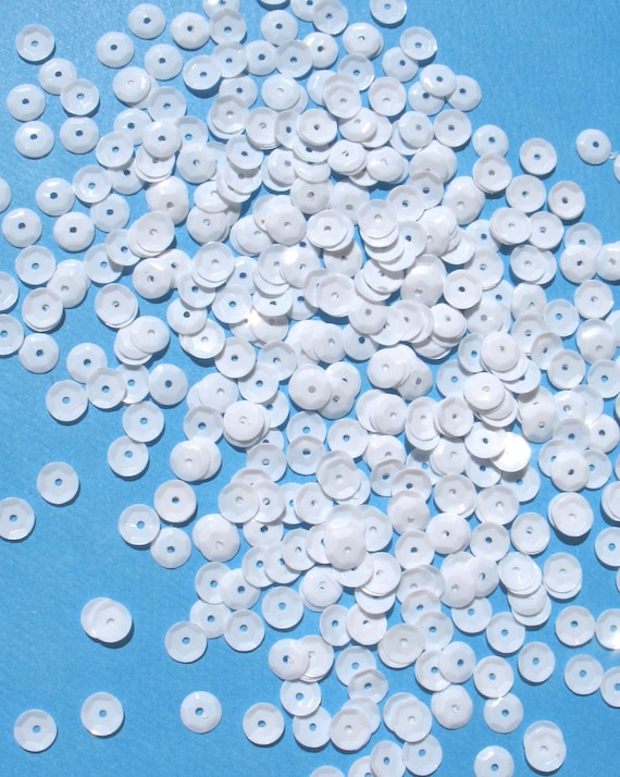 Snow White - Craft Medley 6mm Gloss Cup Sequins