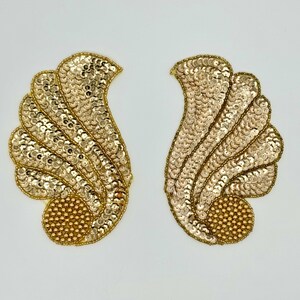 Designer Motif Shell Pair with Gold Sequins and Beads 6" x 4"