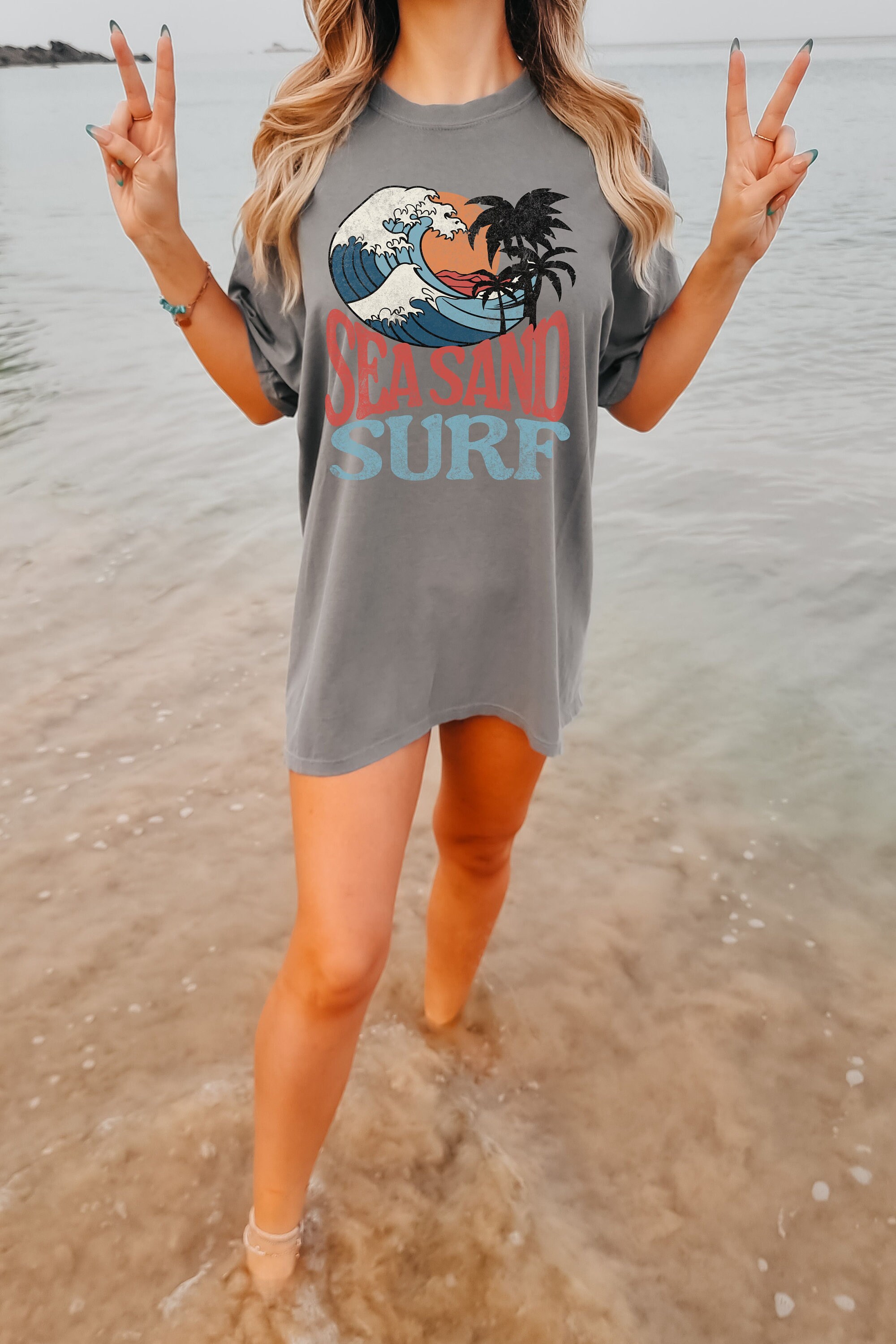 韓国発！【SAND SOUND】Beach graphic oversized T-shirt Sea Sand Surf Tee, Summer Graphic Tee, Beach T-shirt, Boho