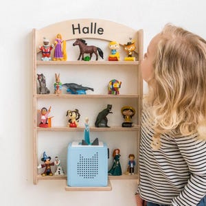 Toniebox shelf with Personalized name Tonie Regal Shelf Organizer Magnetic for Tonie Box Characters Display 25 Tonie Figures Toniebox