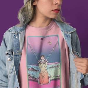 Twee van Swords Tarot Sweater Occult Sweatshirt Pastel Rider Waite Card.