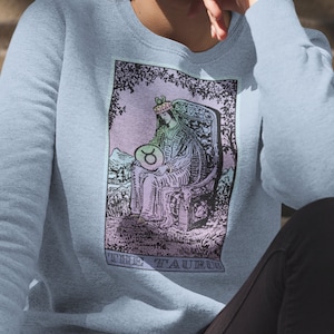 Taurus Pastel Queen Sweater Tarot Style Top Sweatshirt UNISEX FIT