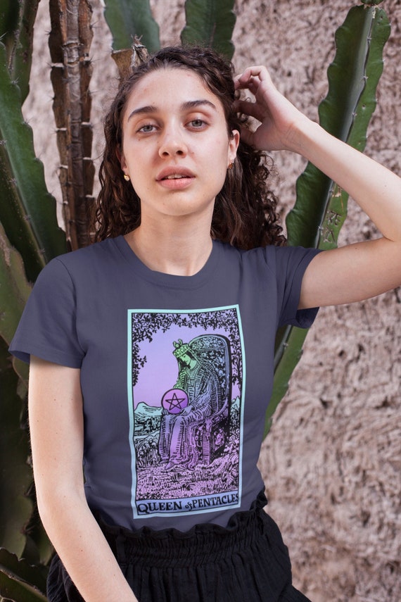 Queen of Pentacles Tarot Card T-Shirt, Witchy Pastel Unisex Tee