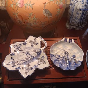 Vintage Delft Blue Leaf and Shell Trinket Trays Set of 2 Home Decor Decorative Objects
