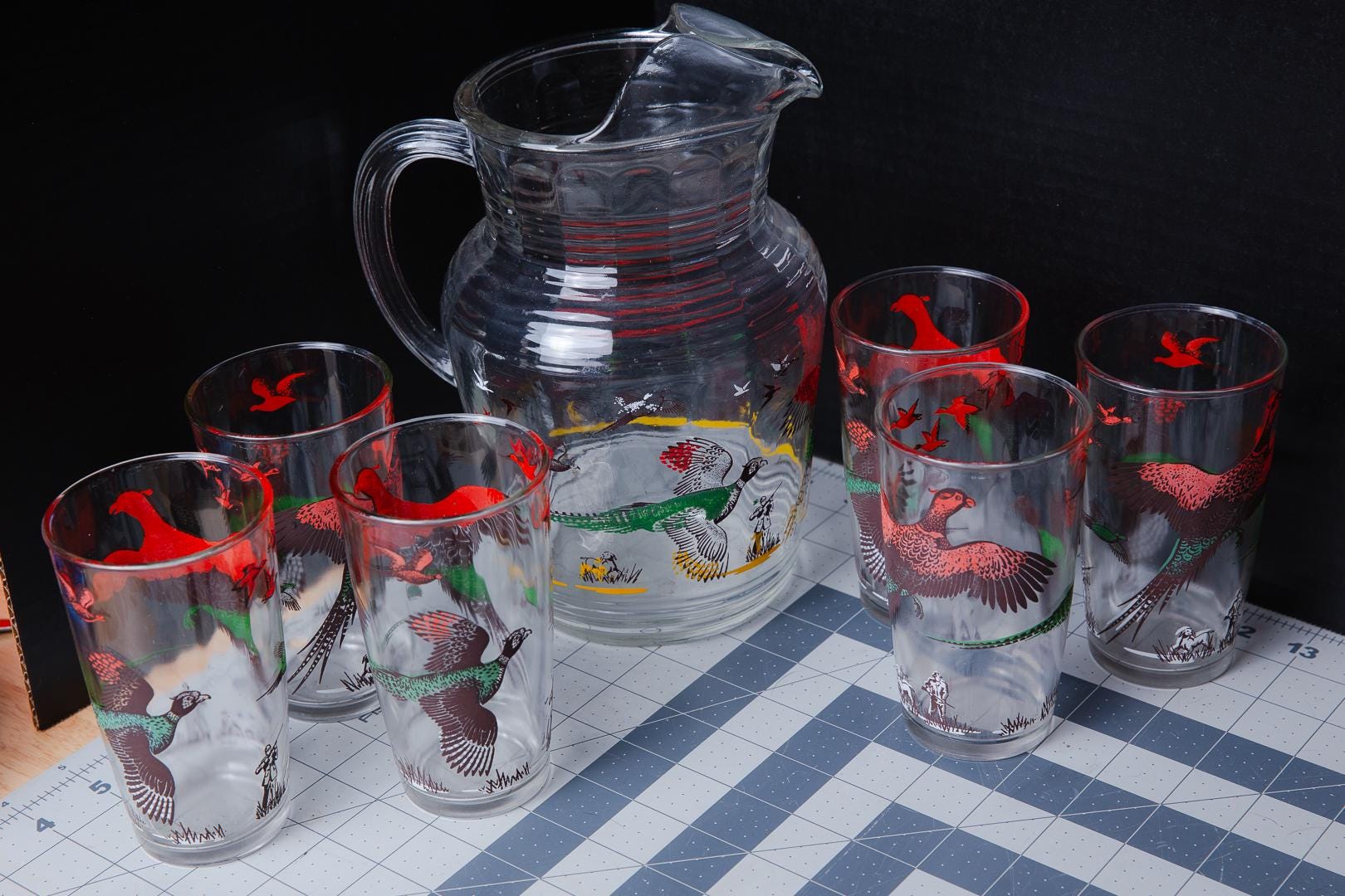 Vintage Pheasant Pitcher & Cup Set – Hunting Scene Glassware, Set of 5