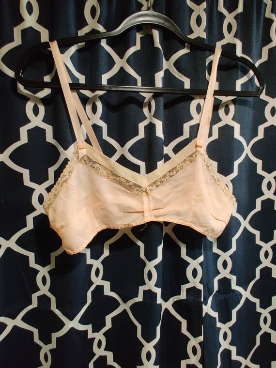 Vintage 20s/30s Peach Brasierre Size 36