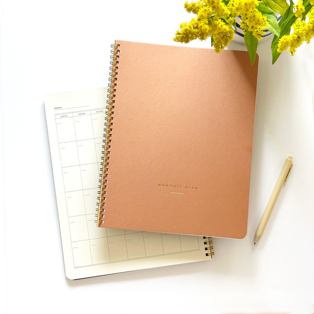 Undated 15 Months Monthly + Weekly Notes, Gold Spiral Planner, Vertical ...